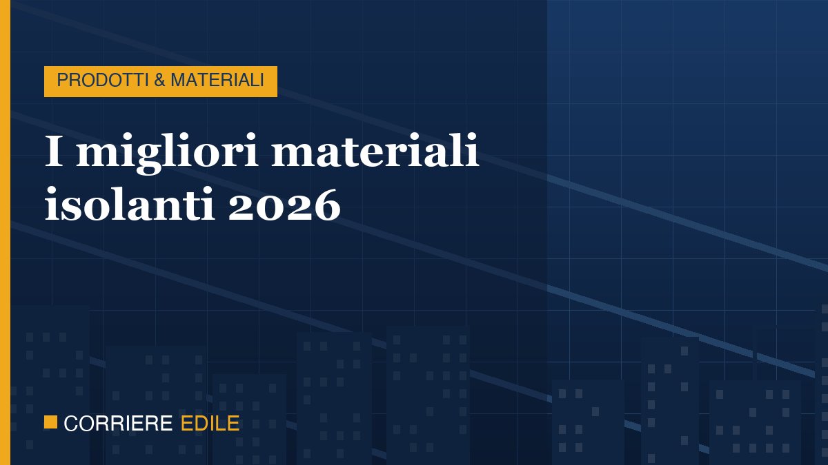 Campioni di materiali isolanti a confronto: pannelli in EPS, lana di roccia, sughero e fibra di legno su banco di laboratorio